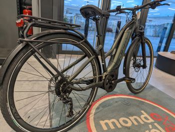 Used Giant Explore E+ 3 STA 2022 2022 Urban, Black — image 2 of 3
