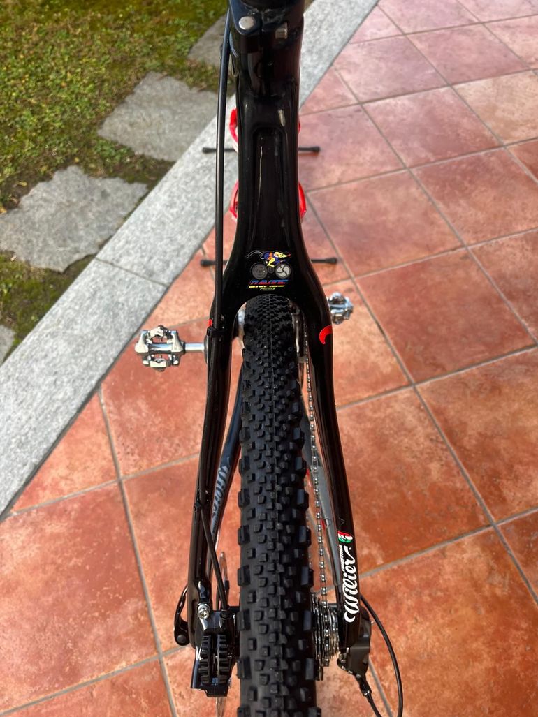 Used Wilier Triestina Disc Full Carbon 2018 2018 Road & Gravel, Black — image 5 of 6