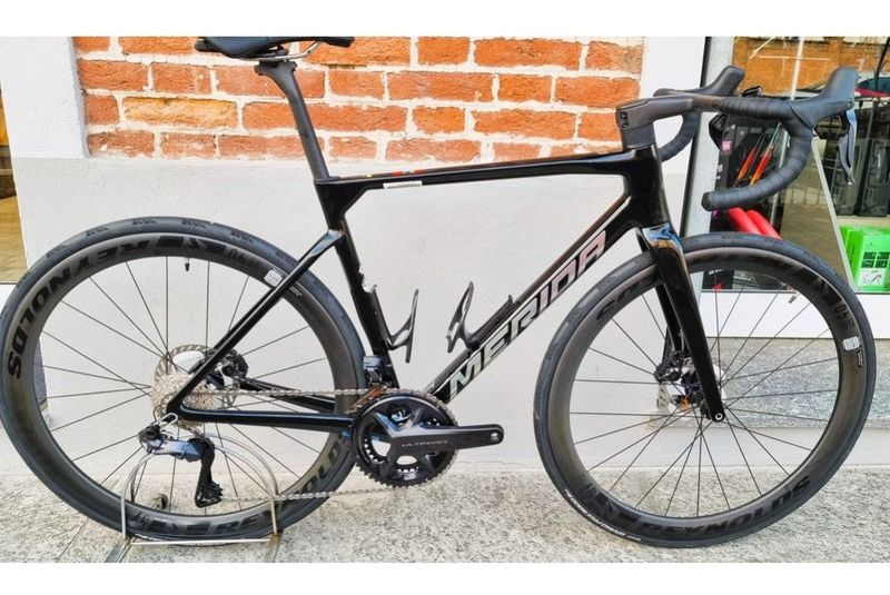 Used Merida Scultura 9000 Ultegra Di2 2025 Road & Gravel