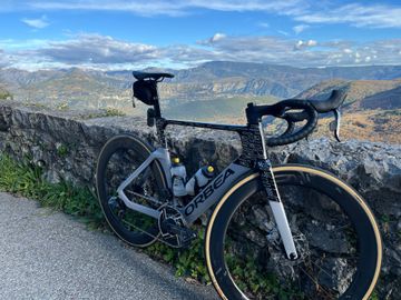 Brugt Orbea ORCA AERO M11eLTD 2024 2024 Road & Gravel — billede 4 af 4