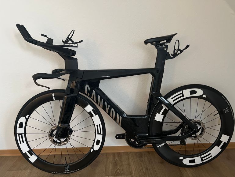 Used Canyon Speedmax CFR Di2 Vanquish Pro 2025 2025 Road & Gravel, Schwarz — image 3 of 4