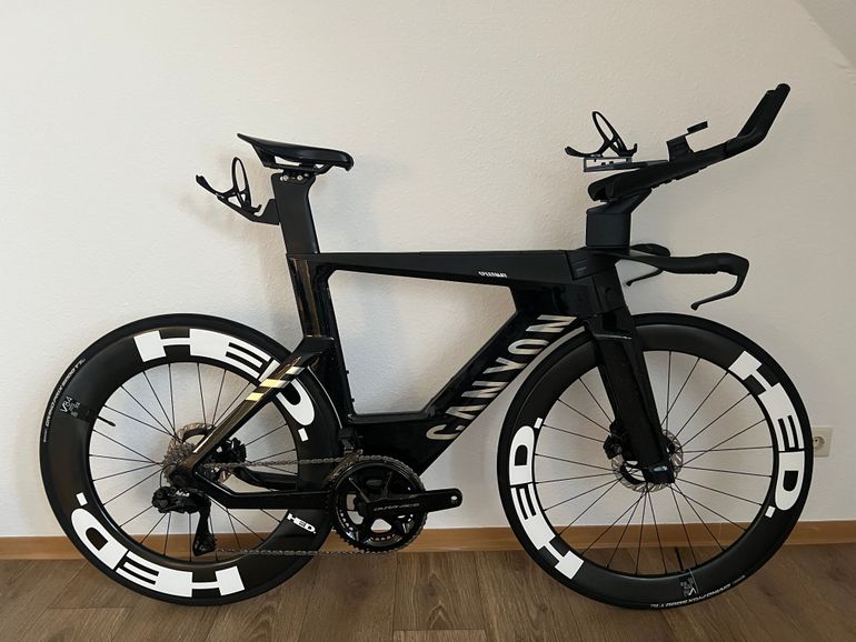 Used Canyon Speedmax CFR Di2 Vanquish Pro 2025 2025 Road & Gravel, Schwarz — image 1 of 4