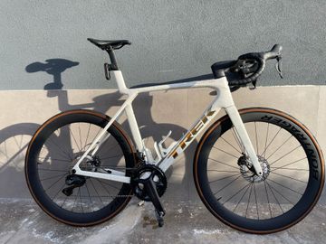Used Trek Madone Shimano Ultegra Di2 2026 Road & Gravel