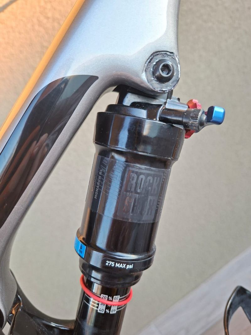 Gebrauchtes Wilier 110fx Shimano Deore XT 2023 Mountainbike, Hellgrau, 29 — Bild 9 von 12
