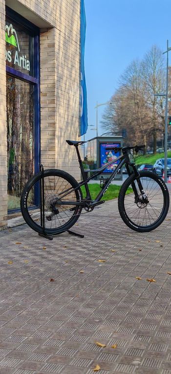Used Orbea ORBEA OIZ M30 2026 OCASIÓN 2026 Mountainbike — image 2 of 9