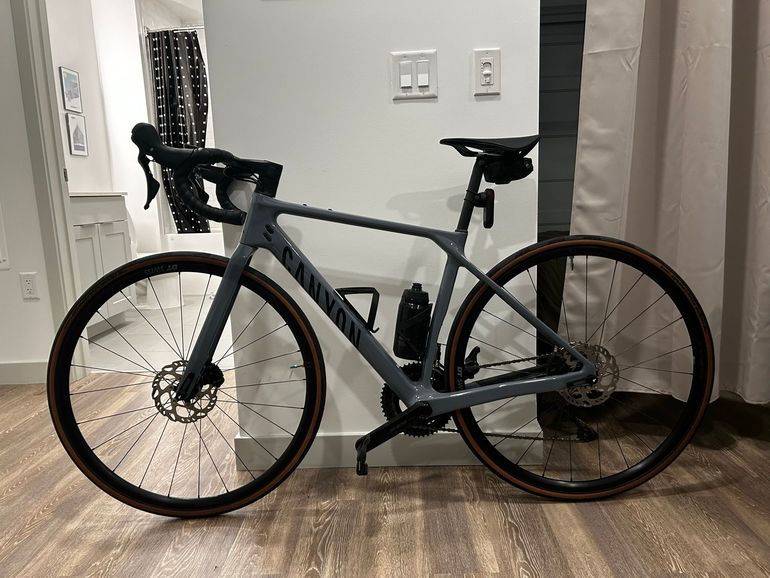 Used Canyon Endurace CF 7 2025 2025 Road & Gravel, Blue — image 3 of 4