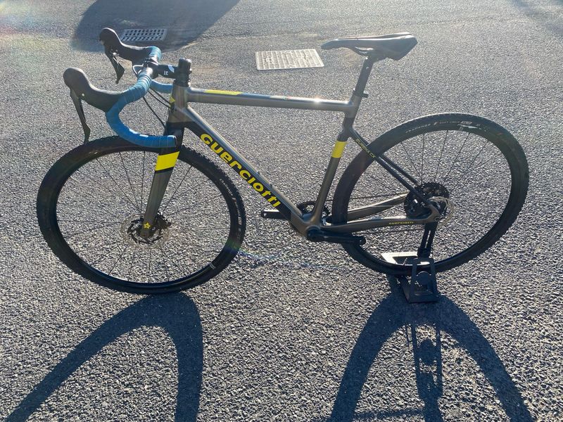 Used Guerciotti Eureka Shimano GRX 2021 Road & Gravel, Black — image 2 of 14