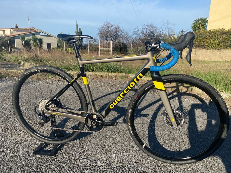 Used Guerciotti Eureka Shimano GRX 2021 Road & Gravel, Black — image 1 of 14