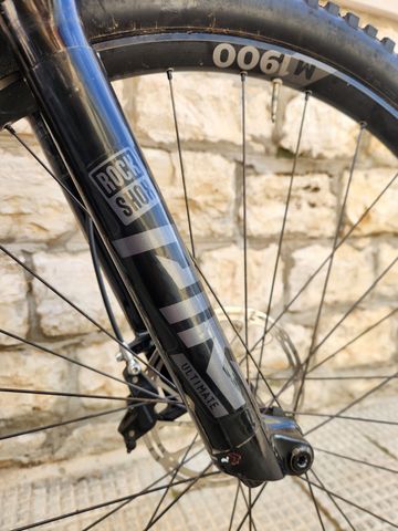Used Giant Trance Shimano SLX 2022 Mountainbike, Purple — image 7 of 11