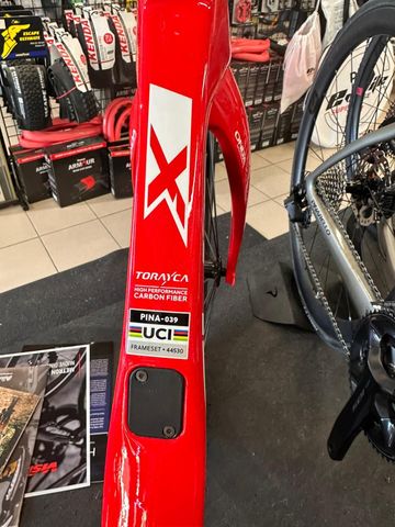 Pinarello X3 SRAM Rival eTap AXS 2024 Road & Gravel d'occasion — image 3 sur 9
