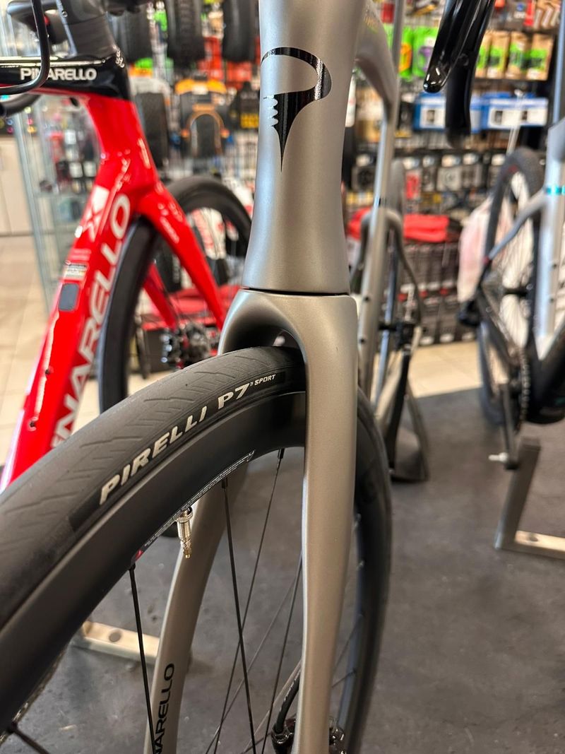 Brugt Pinarello F5 Shimano 105 Di2 2023 Road & Gravel — billede 7 af 8
