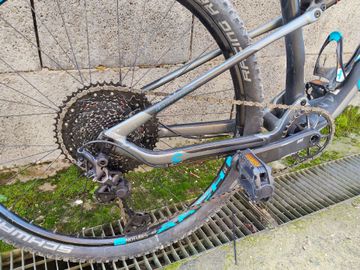 Cannondale Habit Shimano Deore XT 2017 Mountainbike usato, Nero — immagine 3 di 3