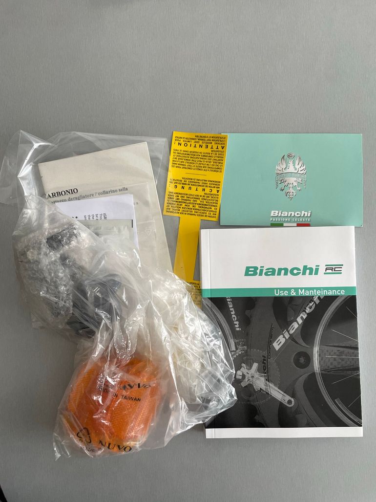 Used Bianchi Intenso Dura Ace Mix Compact 2015 2015 Road & Gravel, Black — image 19 of 19