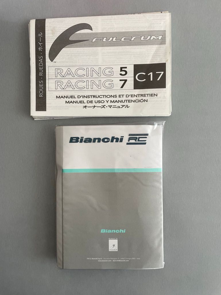Used Bianchi Intenso Dura Ace Mix Compact 2015 2015 Road & Gravel, Black — image 18 of 19