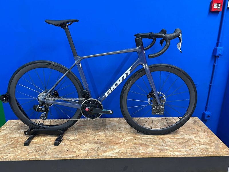 Used Giant TCR Advanced Pro 0 AXS 2026 2026 Road & Gravel