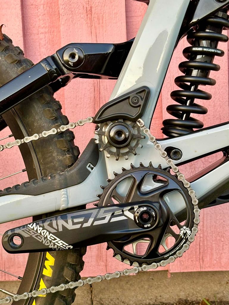 Used GT Fury Carbon Pro 2025 2025 Mountainbike, Light Gray, 29, 27.5 — image 3 of 7