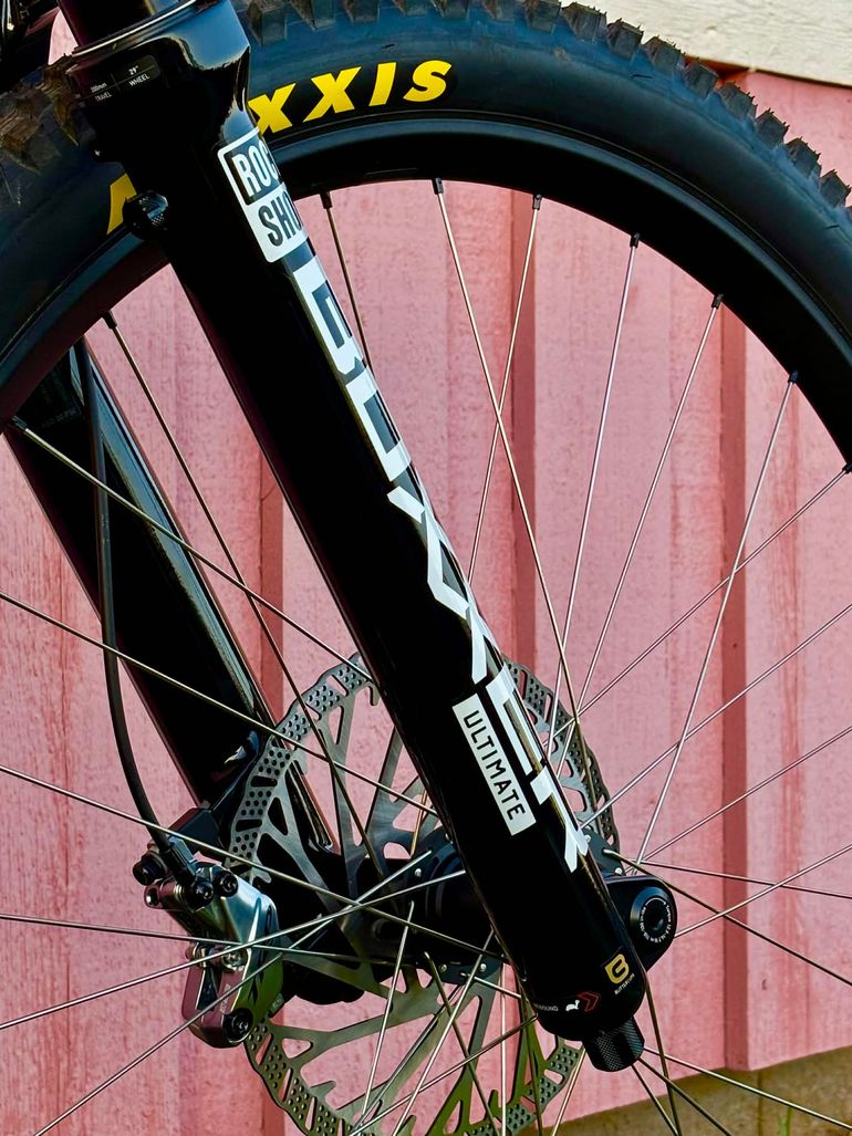 Used GT Fury Carbon Pro 2025 2025 Mountainbike, Light Gray, 29, 27.5 — image 4 of 7