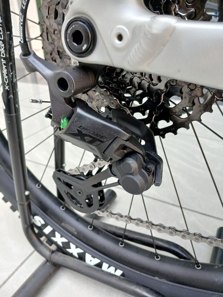 Used Giant Stance E+ 0 Pro 2023 2023 Mountainbike, Light Gray, 29 — image 7 of 8
