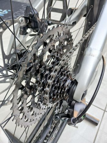 Used Giant Stance E+ 0 Pro 2023 2023 Mountainbike, Light Gray, 29 — image 6 of 8