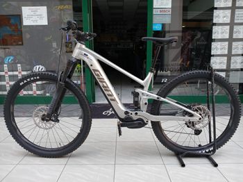 Used Giant Stance E+ 0 Pro 2023 2023 Mountainbike, Light Gray, 29 — image 2 of 8