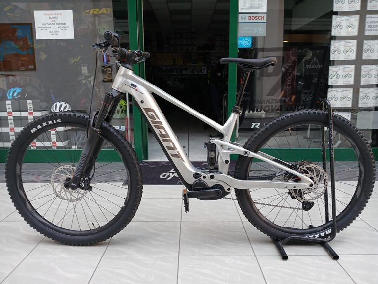 Used Giant Stance E+ 0 Pro 2023 2023 Mountainbike, Light Gray, 29 — image 2 of 8