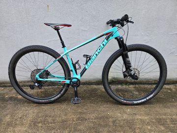 Käytetty Bianchi Nitron - 9.3 - XT/SLX 2022 2022 MTB