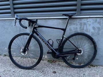 BMC Roadmachine THREE 2022 2022 Road & Gravel d'occasion — image 2 sur 9