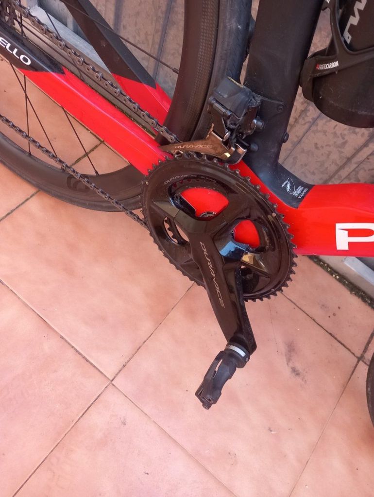 Used Pinarello Dogma Dura Ace Di2 Rim 2024 Road & Gravel, Rojo — image 5 of 7