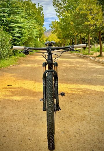 Używany Orbea OIZ M10 2022 2022 Mountainbike — zdjęcie 3 z 3