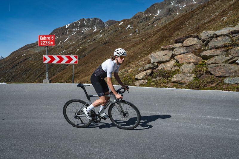 Dizo Actus 2026 Road & Gravel usato, Nero — immagine 3 di 4