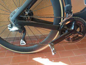 Used Trek Madone SL 6 Gen 7 2024 2024 Road & Gravel, Schwarz — image 2 of 3