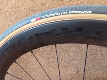 Used Trek Madone SL 6 Gen 7 2024 2024 Road & Gravel, Schwarz — image 3 of 3