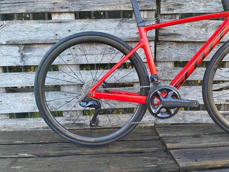 Used Scott Scott Addict RC Shimano Ultegra Di2 12V 2021 Road & Gravel, Red — image 2 of 7