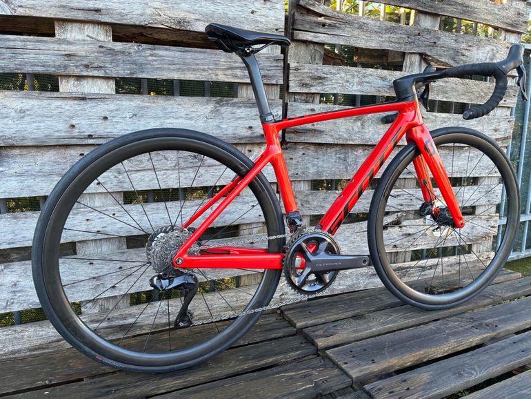 Used Scott Scott Addict RC Shimano Ultegra Di2 12V 2021 Road & Gravel, Red — image 4 of 7