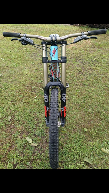 Używany Specialized Demo SRAM GX DH 2018 Mountainbike — zdjęcie 6 z 6