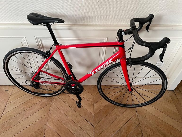 Used Trek Trek Emonda ALR 5 2017 Road & Gravel — image 1 of 10