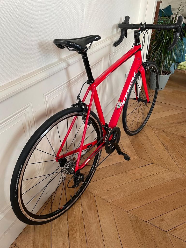 Used Trek Trek Emonda ALR 5 2017 Road & Gravel — image 2 of 10