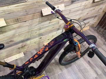 Used Moustache Game 160.9 Launch Edition 2025 2025 Mountainbike, Purple, 29 — image 2 of 5