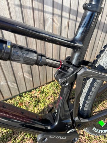 Used BMC Fourstroke LT ONE 2024 2024 Mountainbike, Red, 29 — image 2 of 14