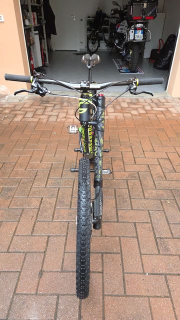 Used Cannondale Trigger Carbon 1 2017 2017 Mountainbike, Green, 27.5 — image 9 of 10