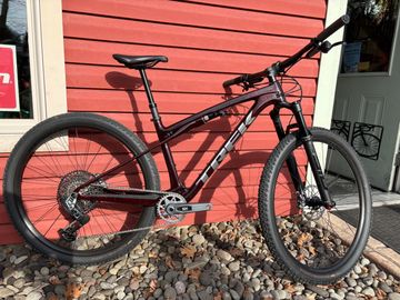 Used Trek Supercaliber SL 9.7 Gen 2 2024 2024 MTB