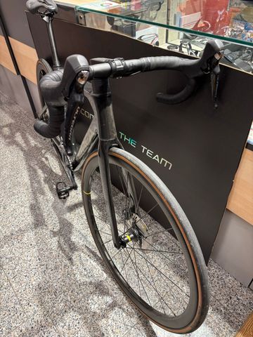 Použité Orbea ORCA M20TEAM 2022 2022 Road & Gravel — obrázek 3 z 4