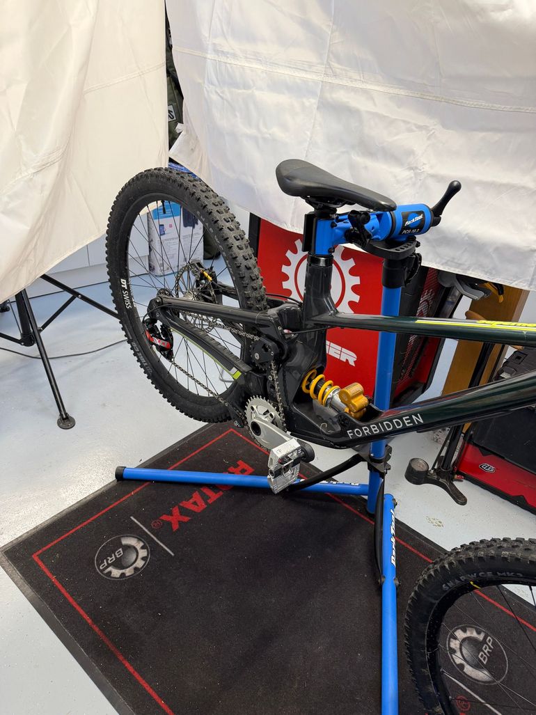 Used Forbidden Supernought 2025 Mountainbike — image 15 of 16