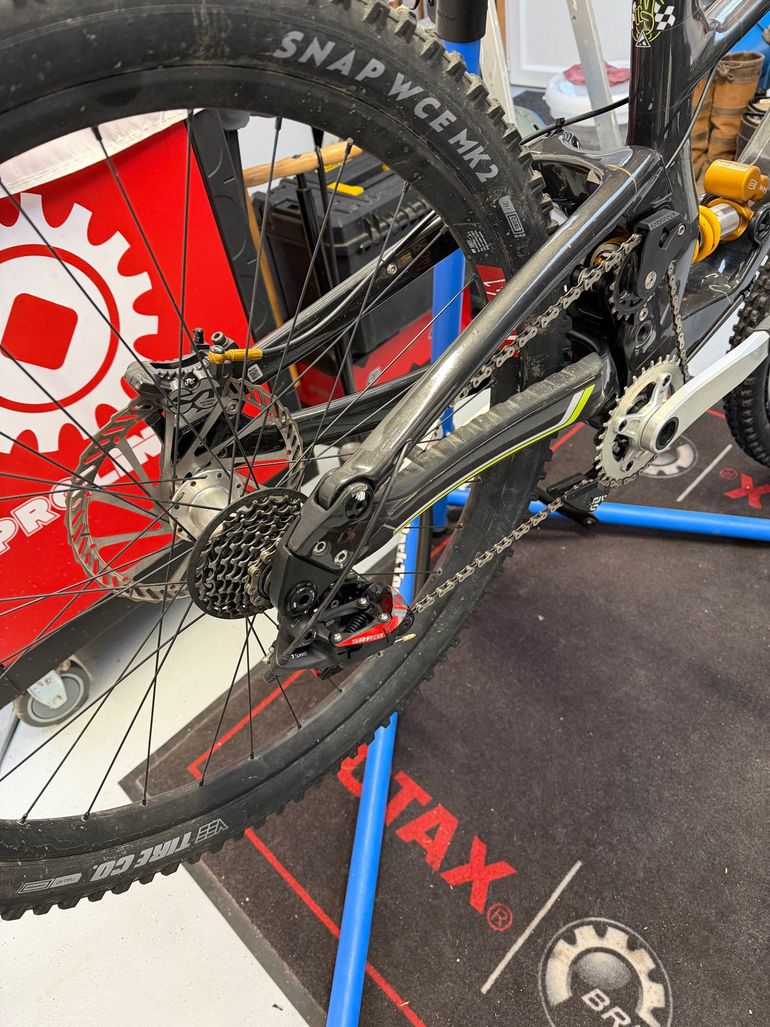 Used Forbidden Supernought 2025 Mountainbike — image 11 of 16