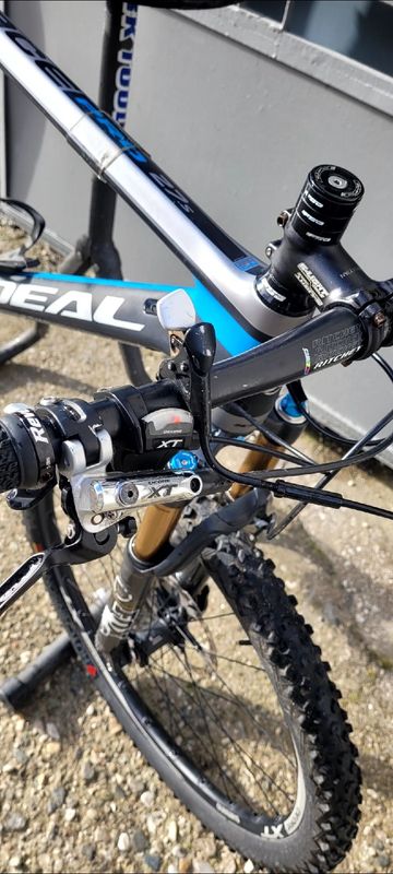 Gebrauchtes Ideal Race Pro 2020 Mountainbike, Hellgrau — Bild 4 von 10