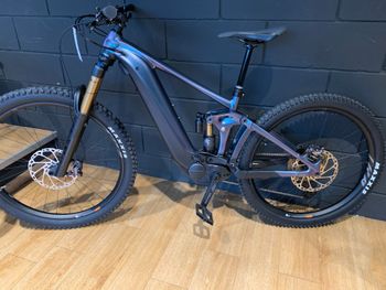 Used Giant Reign E+ 1 2024 2024 Mountainbike — image 2 of 9