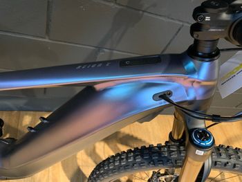 Used Giant Reign E+ 1 2024 2024 Mountainbike — image 7 of 9