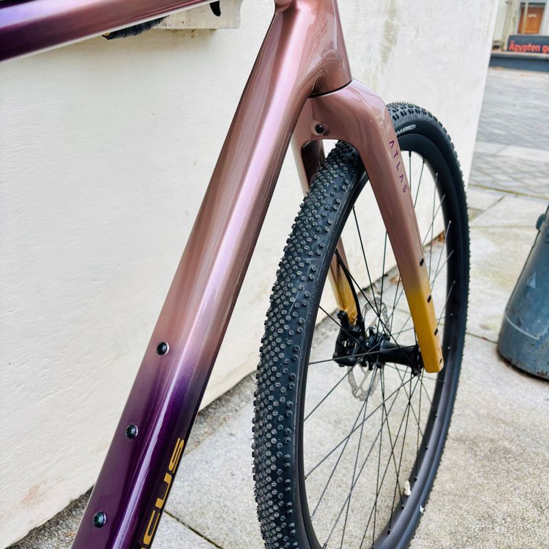 Gebrauchtes Focus ATLAS 6.9 2025 2025 Road & Gravel, Violett — Bild 2 von 5