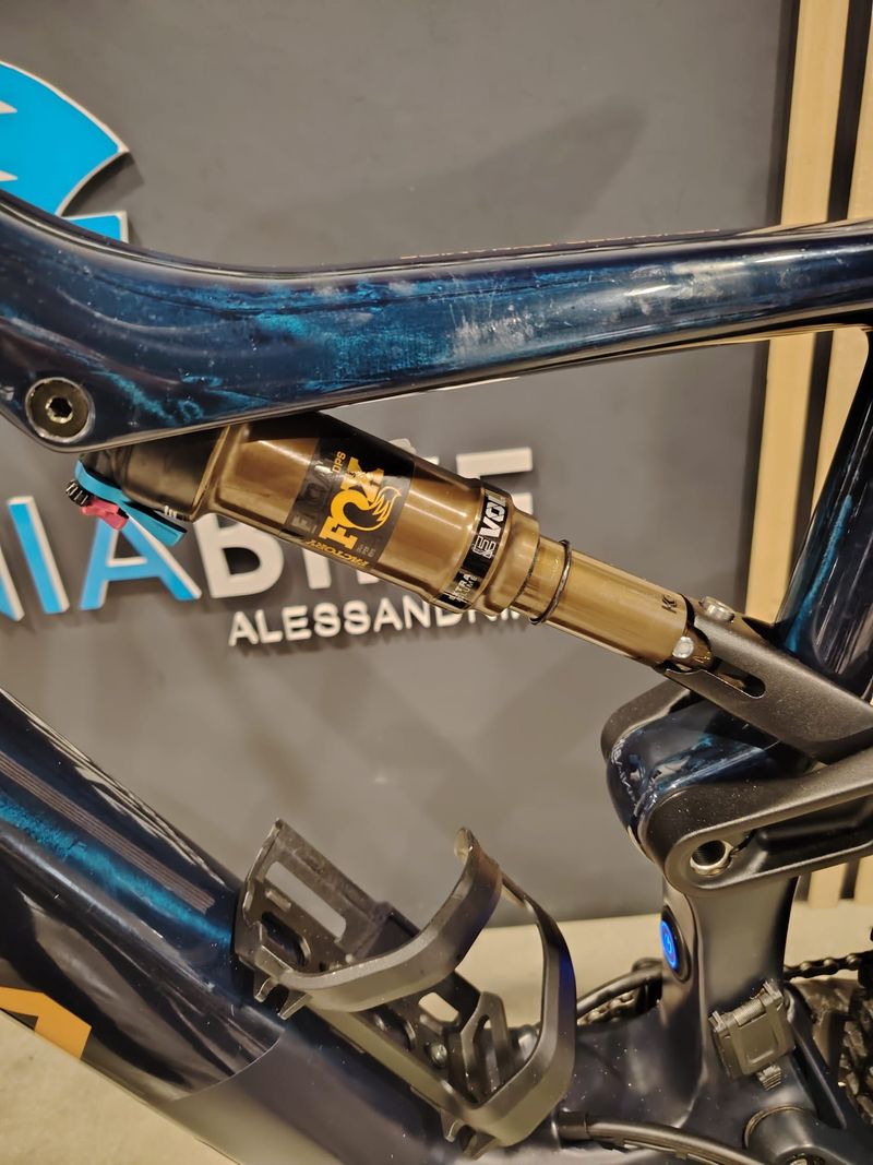 Używany Orbea RISE M-LTD 2022 2022 Mountainbike — zdjęcie 9 z 17