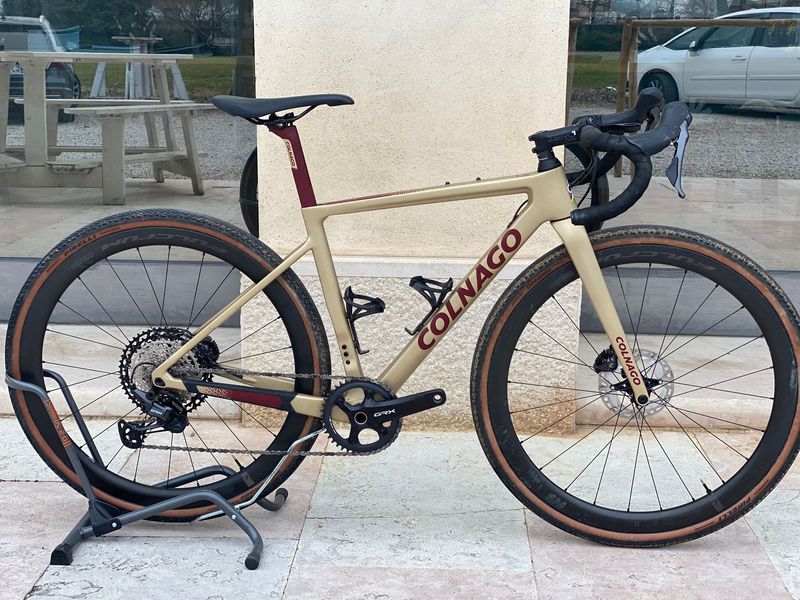 Colnago G3-X Shimano GRX 1x12 2024 Ruote Fulcrum Wind Carbon 2024 Road & Gravel d'occasion